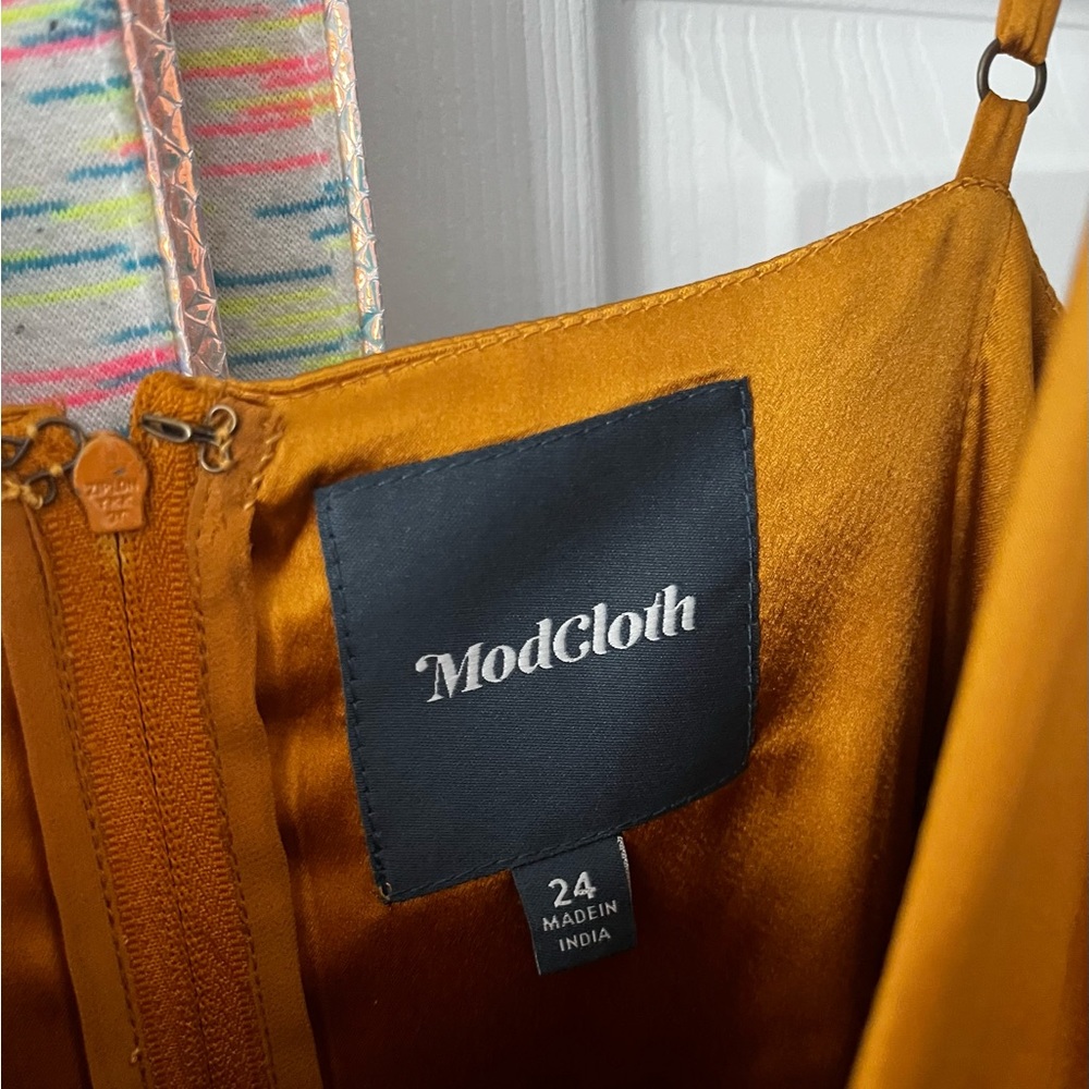Gold ModCloth special occasion maxi dress size 24 - Picture 2 of 7